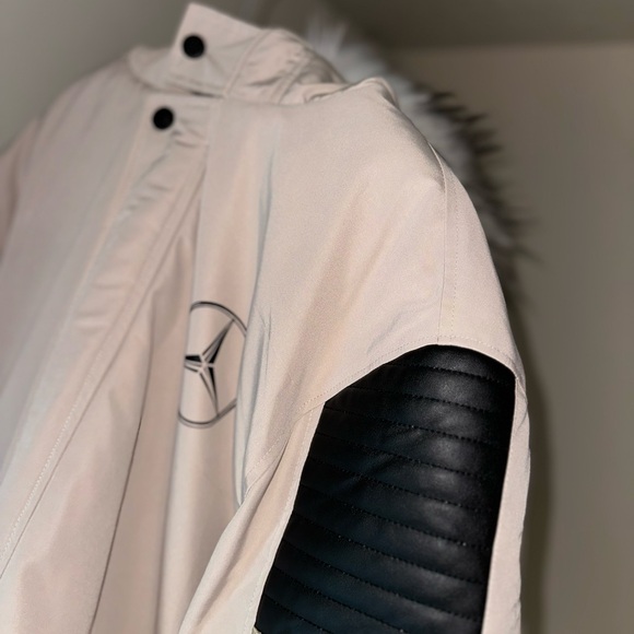 BVRT 1F Super XXXl Tan winter coat F1 AMG fits like an XL-XXL - Picture 10 of 15